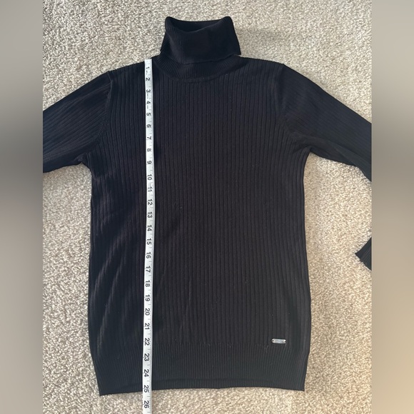 Calvin Klein Women’s Black Ribbed Sweater - Picture 7 of 9